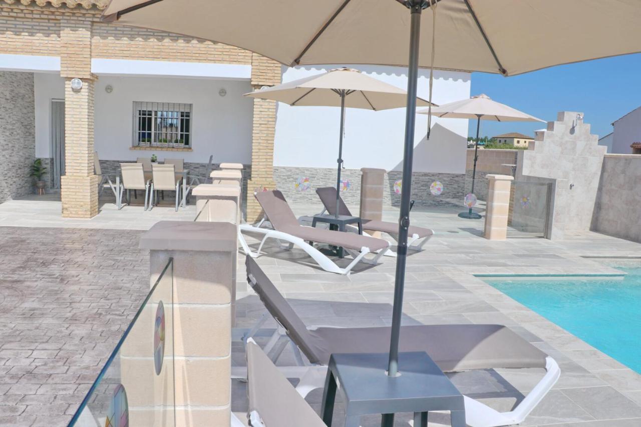 Chalet Puente Tabla con piscina privada Conil De La Frontera Exterior foto